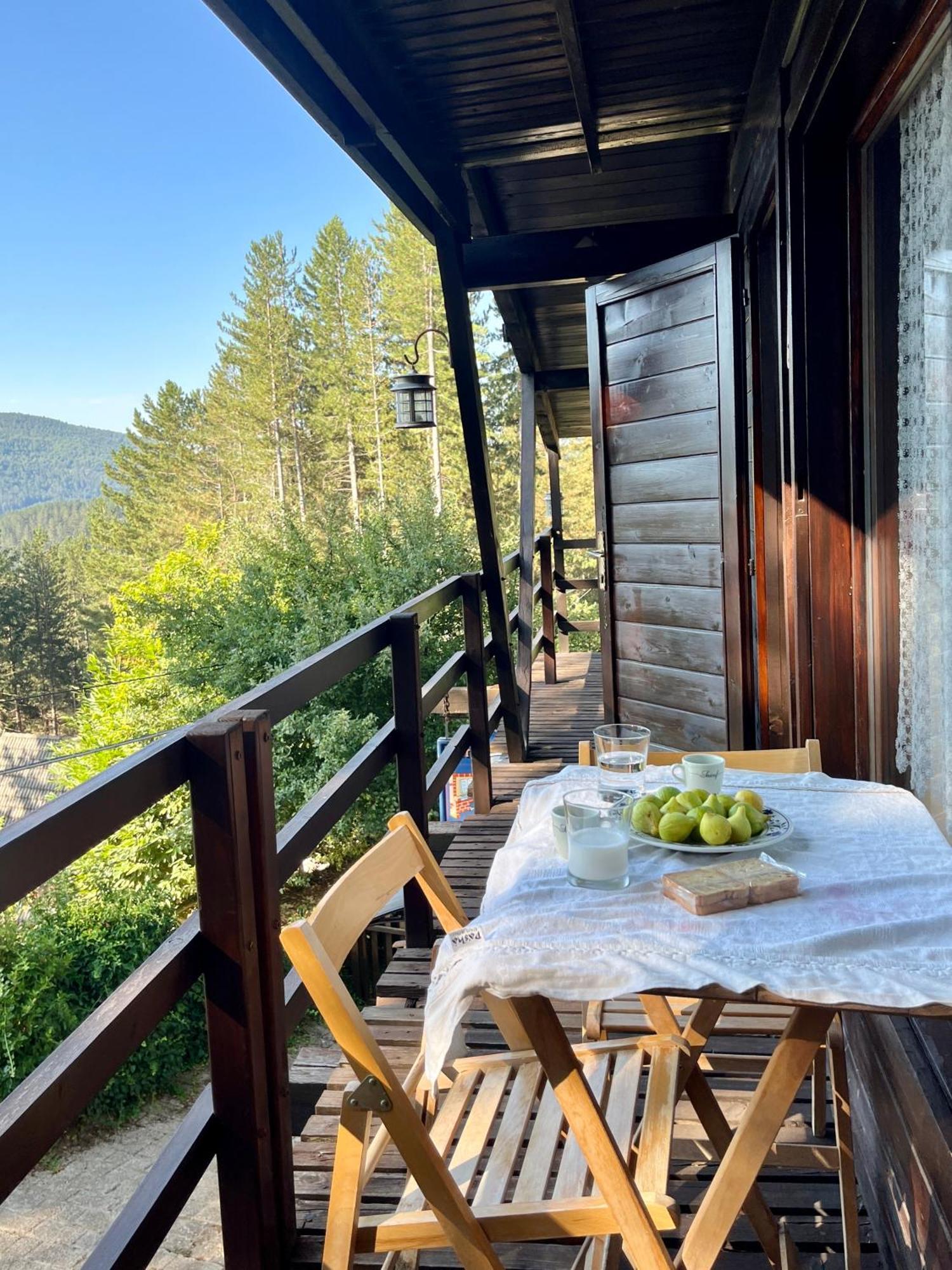 Chalet Natura La Taverna Dei 3 Porcellini Cavaliere  Экстерьер фото