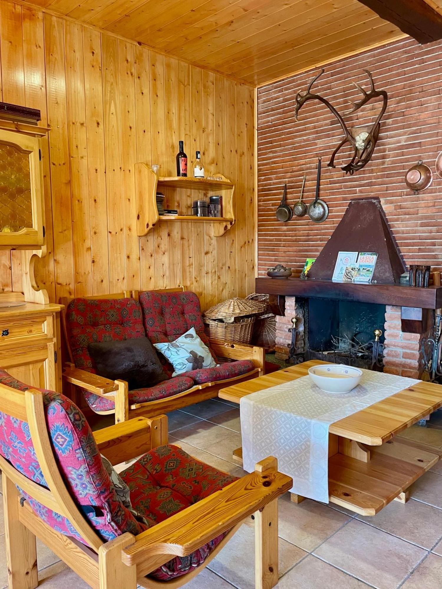 Chalet Natura La Taverna Dei 3 Porcellini Cavaliere  Экстерьер фото