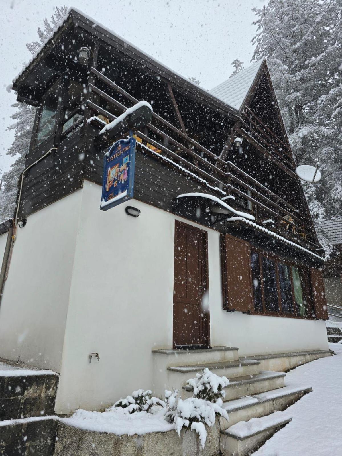 Chalet Natura La Taverna Dei 3 Porcellini Cavaliere  Экстерьер фото